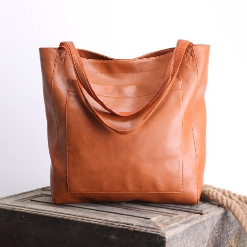 Soft leather, waxed leather, fashionable tote bag